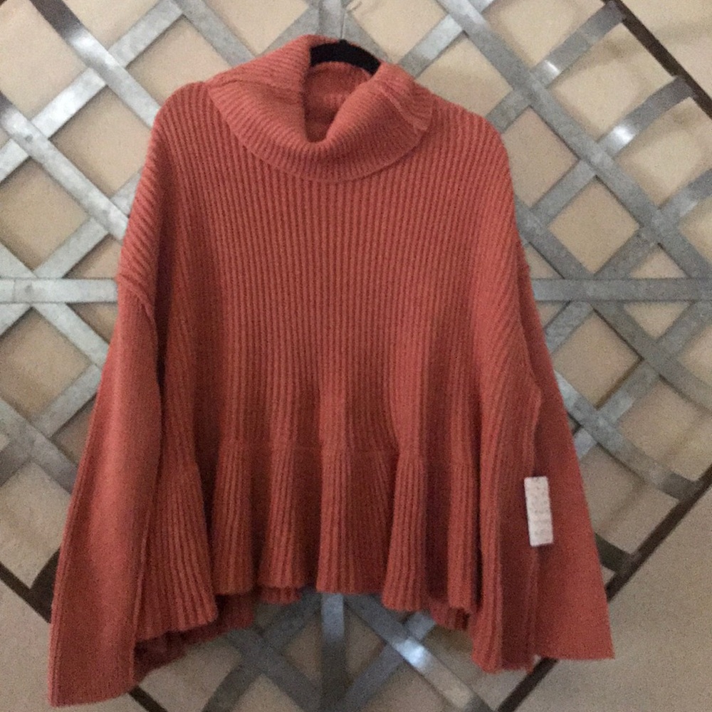NWT 💕 Free People Sweater 💘